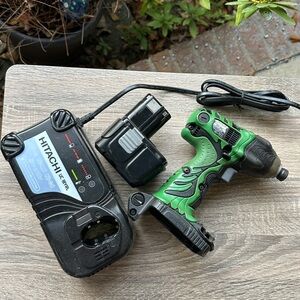 Hitachi WH18DL 14.4V Cordless Impact Driver With Battery & Charger Tested Works